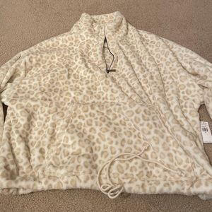 Old Navy Quarter Zip Cropped Fleece Hoodie